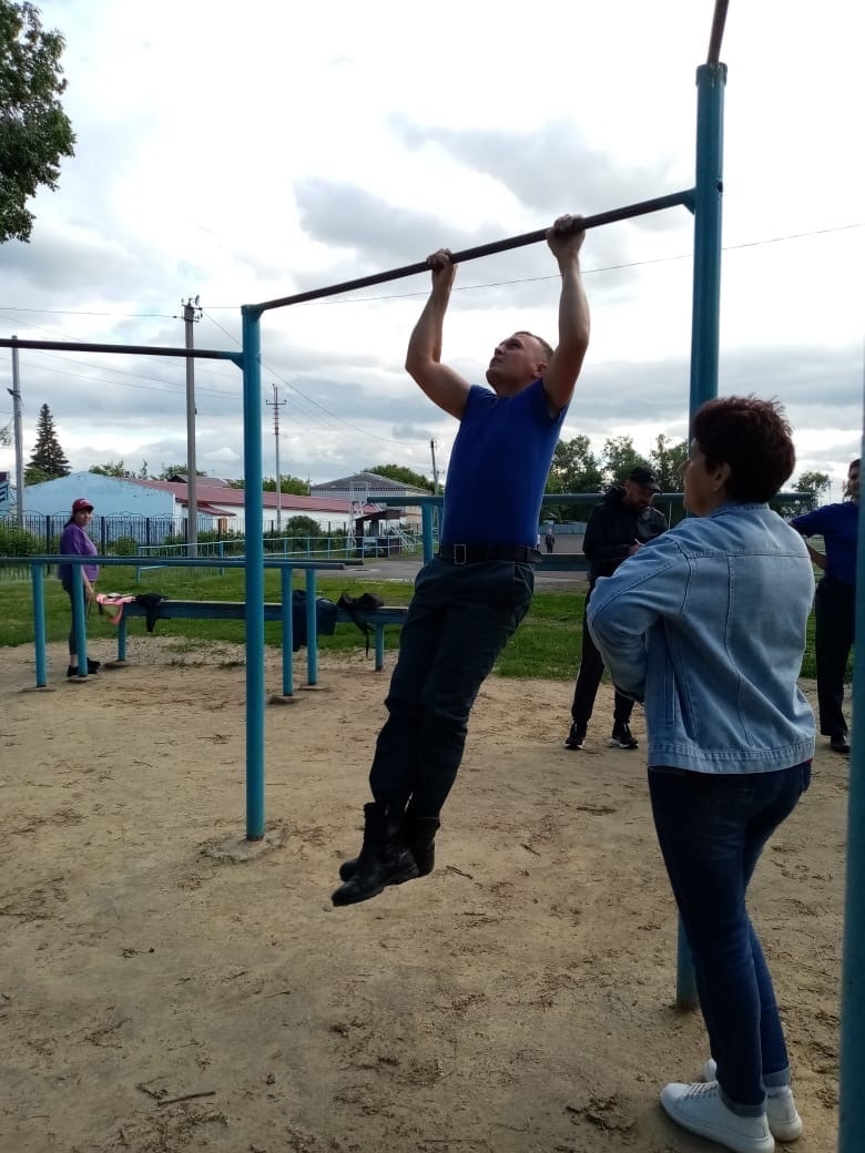 Акция «Подтянись к движению».